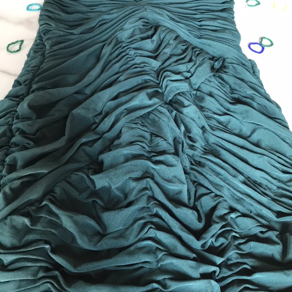 BCBG Maxszaria petites dress